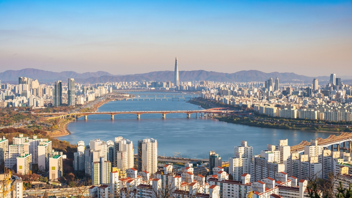 Global investors sharpen Korean real estate strategies