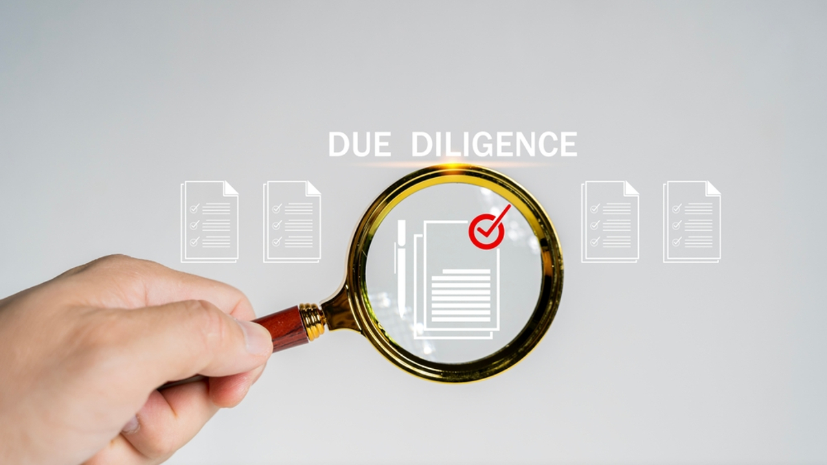 Private market investors neglect risk in rush for returns