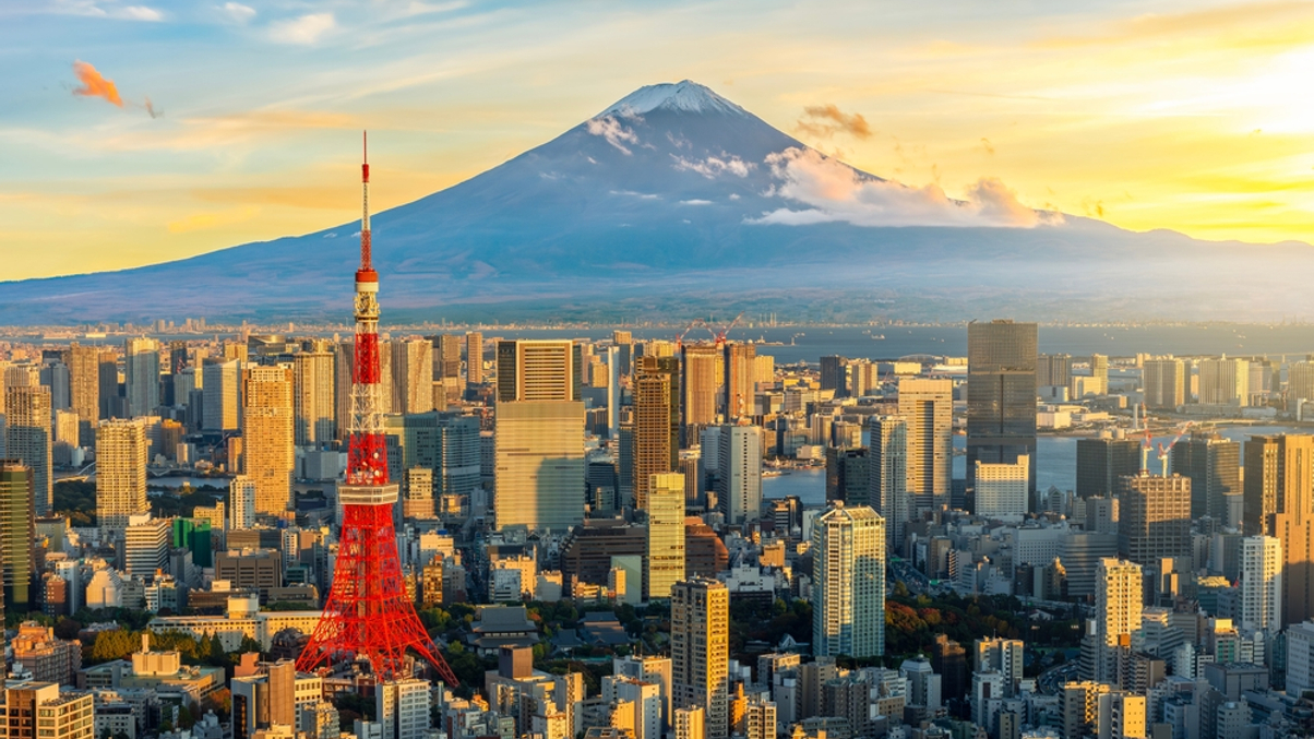 Geopolitical risks and exit delays push APAC investors toward selective bets