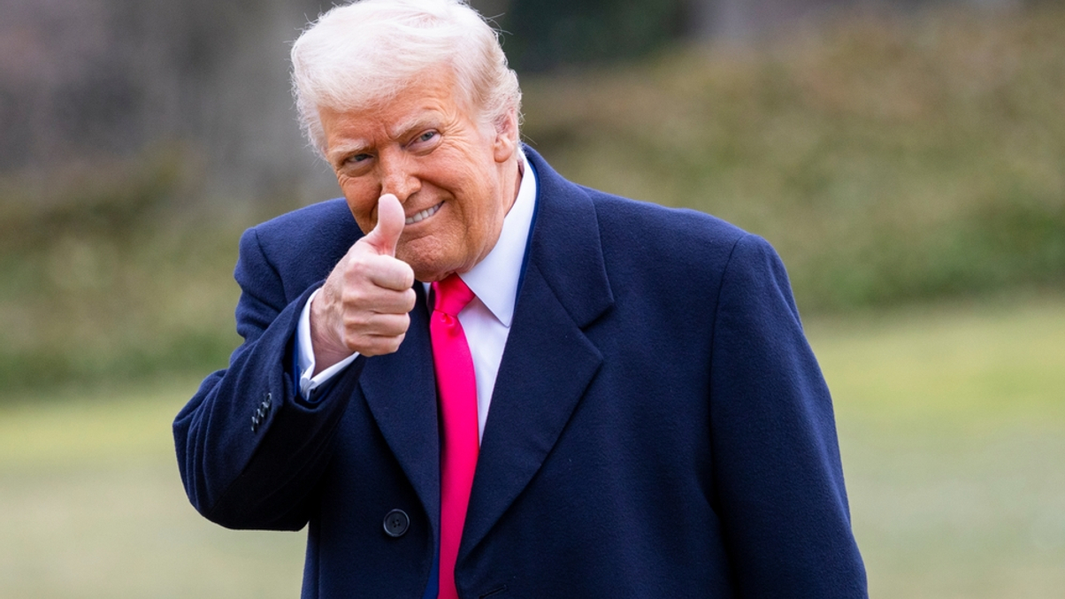In focus: Trump opens pension door to private markets and crypto