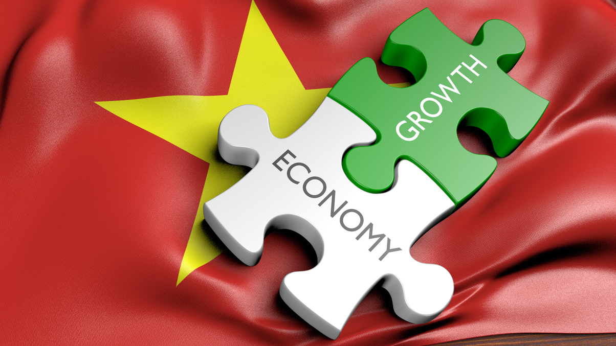 Market Views: China GDP expands 8.1%, but downward trend expected