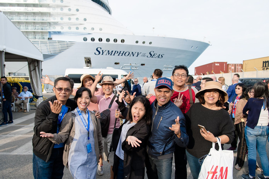 Amway Indonesia Delegates Sail On World S Largest Passenger Ship Case Studies Campaign Asia