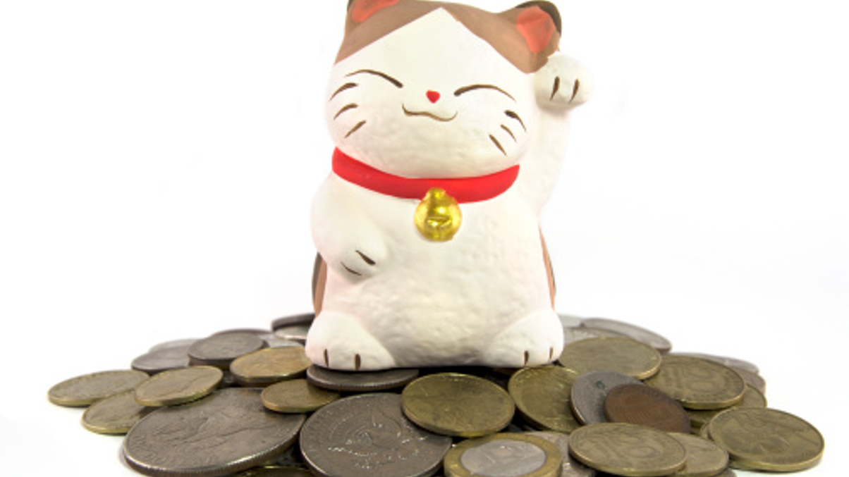 Fund managers pour into cash, EM stocks