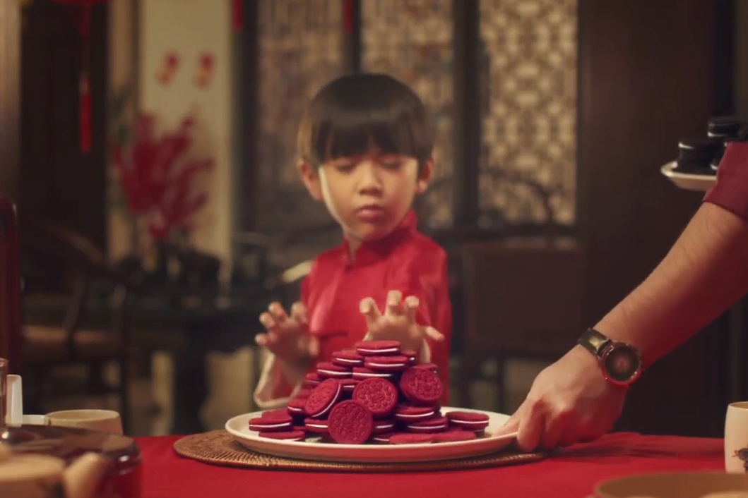 Oreo Transmutes Red Velvet Variety Into A Cny Treat Advertising Campaign Asia