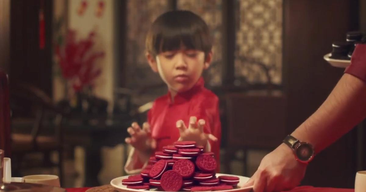 Oreo Transmutes Red Velvet Variety Into A Cny Treat Advertising Campaign Asia Oreo Transmutes Red Velvet Variety Into A Cny Treat Advertising Campaign Asia