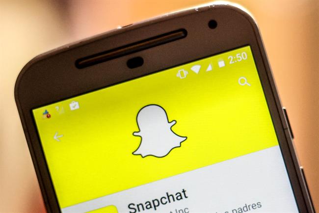 how to make text smaller on snapchat