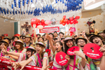 Desigual holds seminaked ...