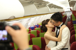 Photos: Couple ties the ...