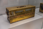 Photos: Louis Vuitton ...