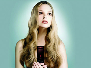 Faltering Motorola scales back in Asia