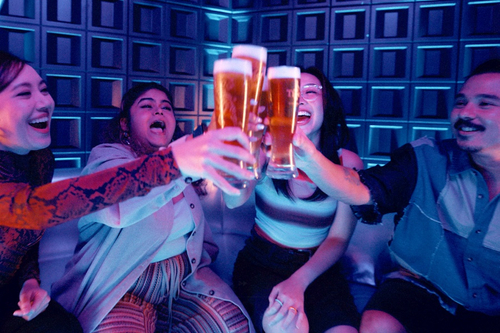 Tiger Beer paints Singaporeans with a broad brush