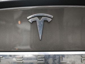 Tesla lays off marketing team