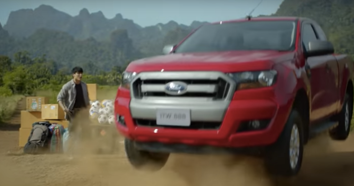 Ford Ranger shows how much its pickup trucks can carry | Advertising ...