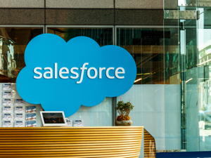 Salesforce cuts around 1,000 roles globally despite record quarter