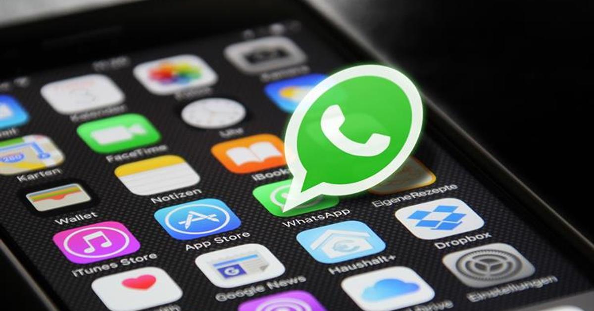 Facebook rethinks plan to insert ads into WhatsApp | Advertising