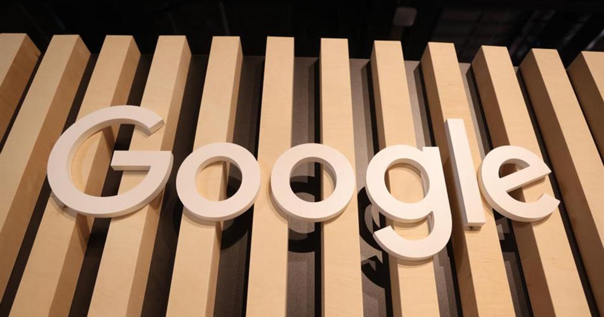 Google ad revenue falls in Q4, reversing several years of growth | Advertising Google ad revenue falls in Q4, reversing several years of growth | Advertising
