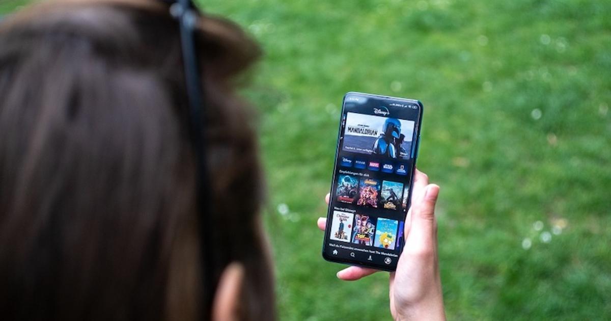 Brands invest cautiously in Disney+ and Netflix | Advertising Brands invest cautiously in Disney+ and Netflix | Advertising