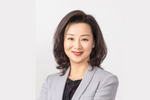 Elaine Chang, Visa