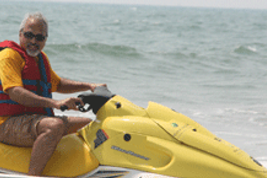 Goafest 2009 had its official and informal inauguration on Friday afternoon with Colvyn Harris, Madhukar Kamath (pictured) and Bhaskar Das making their entrance on the beach in a speed boat. Campaign India was there to get you a ring side view of the inauguration ceremony.WATCH the official inauguration of Goafest 2009.Please be patient while the video buffers, and then enjoy the video.