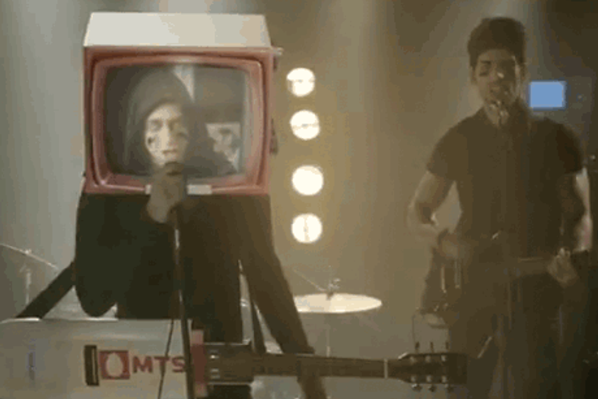 Watch the music video featuring Imran Khan conceived by Creativeland Asia here