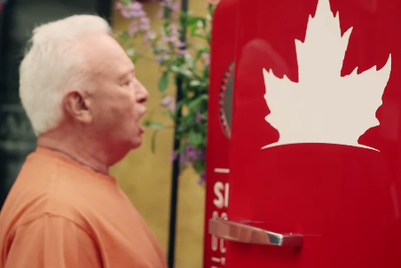 Weekend Fun: Molson Canadian Beer Fridge