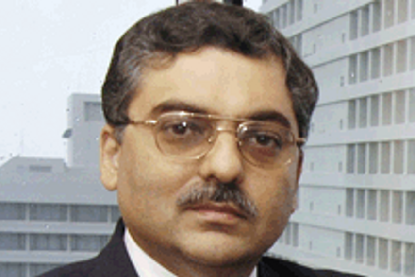 Lowe's Ashish Bhasin puts in his papers