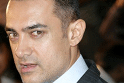 Tata Sky gets Aamir to battle SRK for DTH biz