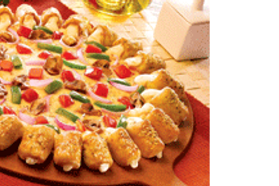 Pizza Hut urges consumers to ‘Twist, Pull, Pop’ in new campaign