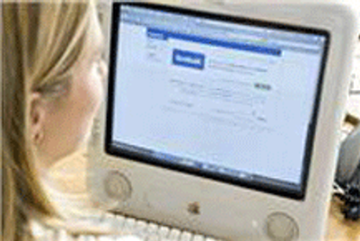 Internet advertising spending 'overtakes TV'