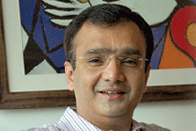 Essar signs on Shivnath Thukral