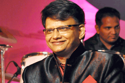 Weekend Fun: Bipin Pandit inks a book