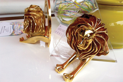 Should all agencies on a campaign win metal?
