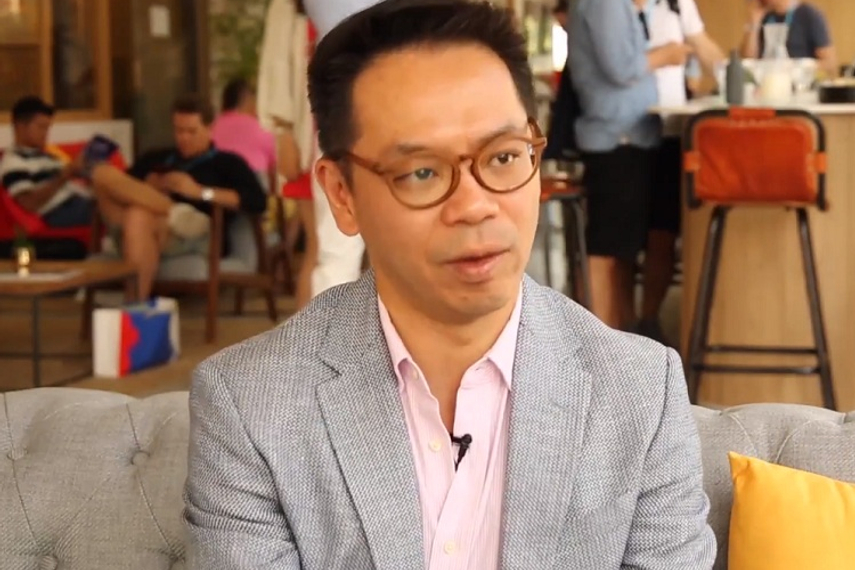 The vice president of Tencent, Davis Lin, opens up about recent developments in communication, smart retail.