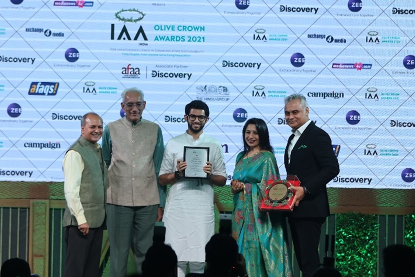 (L-R) Ramesh Narayan, Srinivasan K Swamy, Aaditya Thackeray, Megha Tata, Neeraj Roy