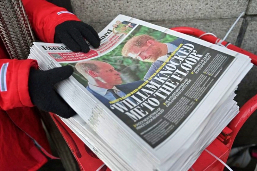 London's Evening Standard on 5 January reported allegations from Prince Harry's new autobiography (Photo: Justin Tallis/AFP via Getty Images)