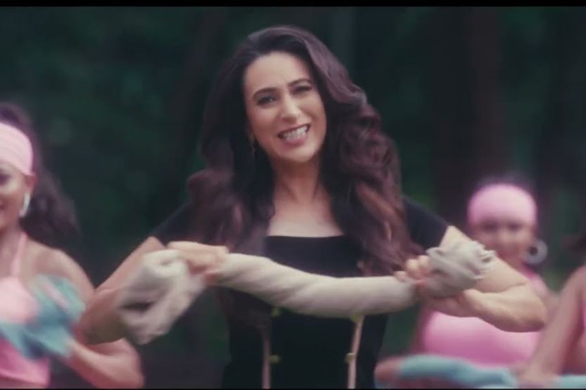 Actor Karisma Kapoor's iconic tune meets Diwali gold rush, delivering laughs and convenience right to your doorstep!