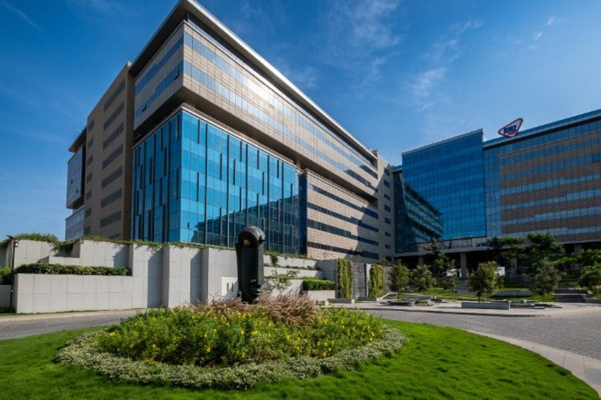 Spanning 62,000 square feet, the new campus can initially accommodate 330 employees, with capacity set to expand to 650 by mid-2025.