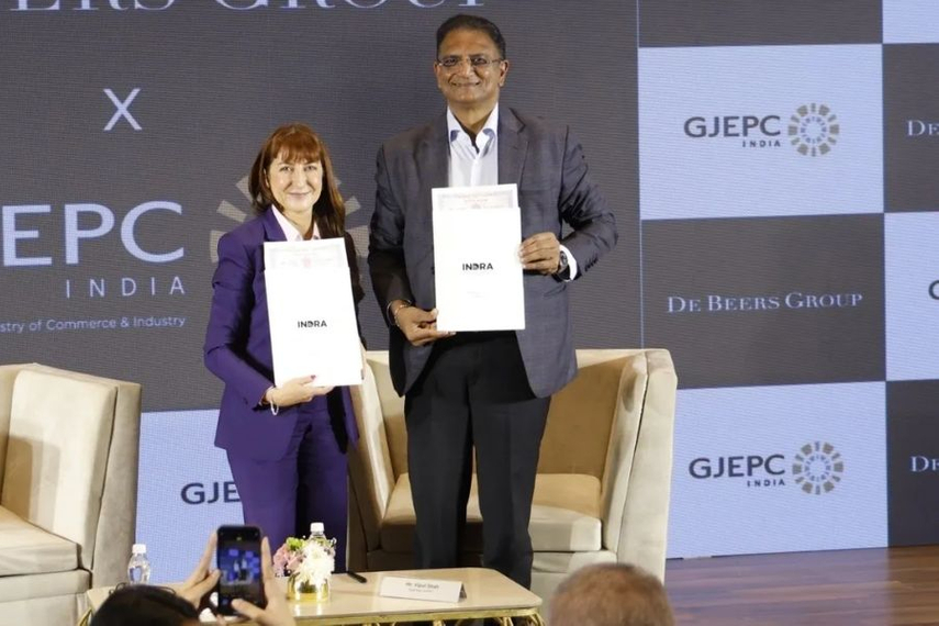 De Beers Brands CEO Sandrine Conseiller with GJEPC chairman Vipul Shah at INDRA's launch.