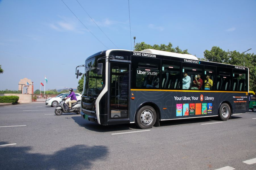 Penguin and Uber promote reading over doomscrolling for Delhi commuters