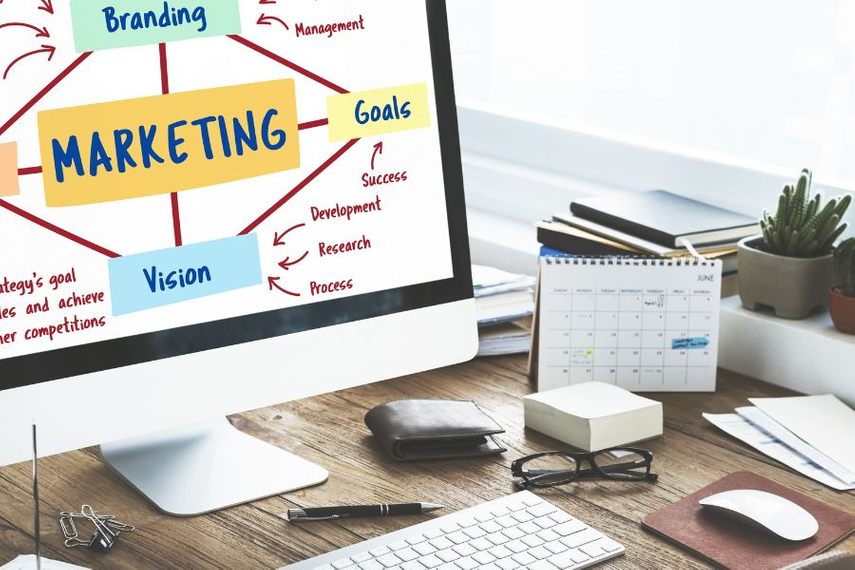 Tapping into core psychological triggers like social proof, scarcity, reciprocity, authority and consistency can significantly enhance a campaign's persuasive power. Image source: Freepik
