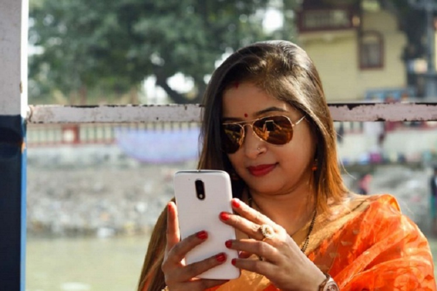 A report by EY and FICCI talks about how a billion screens can turn India into a media
and entertainment powerhouse