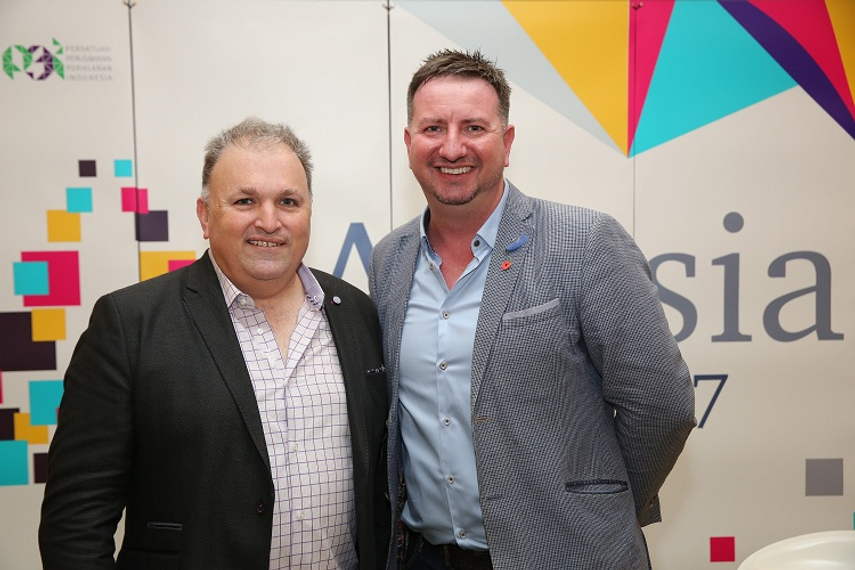 Jonathan Tavss(L) and Dean Donaldson(R)