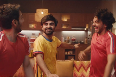 McDowell's urges friends to show emotions while with each other