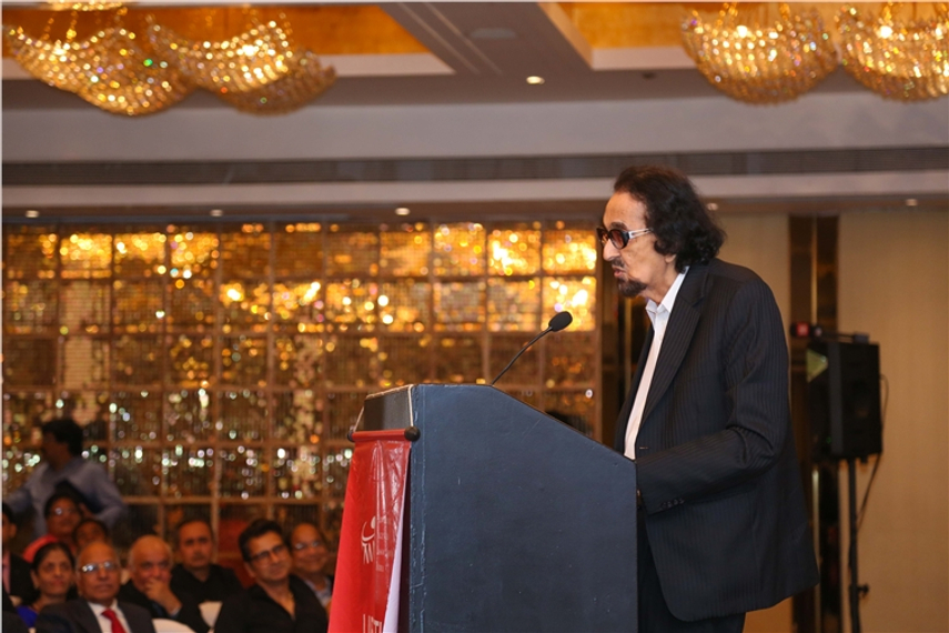 God meets God: Alyque Padamsee passes away