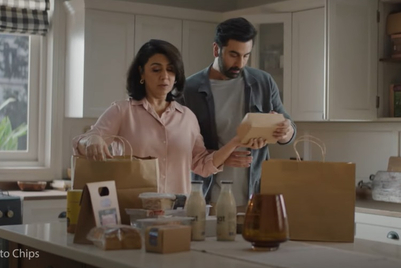 Lay's turns out to be the villain in Neetu and Ranbir Kapoor's love-filled relationship