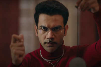 Rajkumar Rao highlights RenewBuy's tech features through a POSP insurance advisor