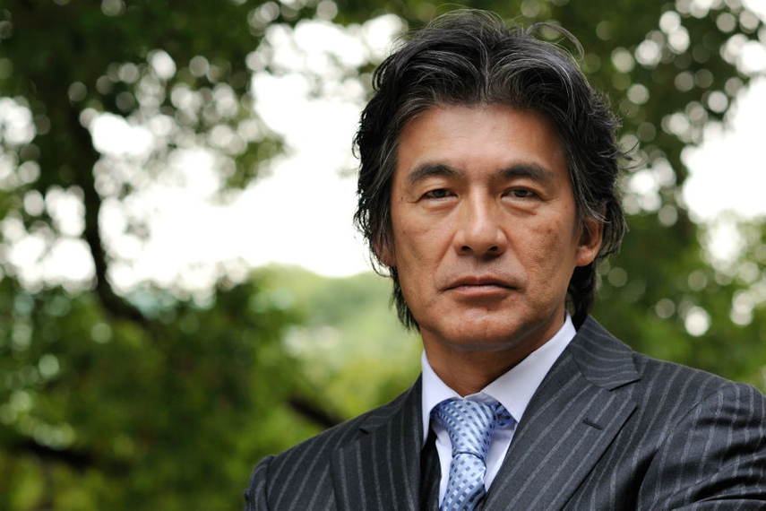 岡康道氏