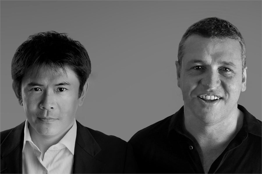 筈井昌美(左)、ジム・モファットの両氏。