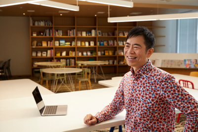 電通グループ、佐々木康晴氏が語る:AI時代の人間性と創造性の役割