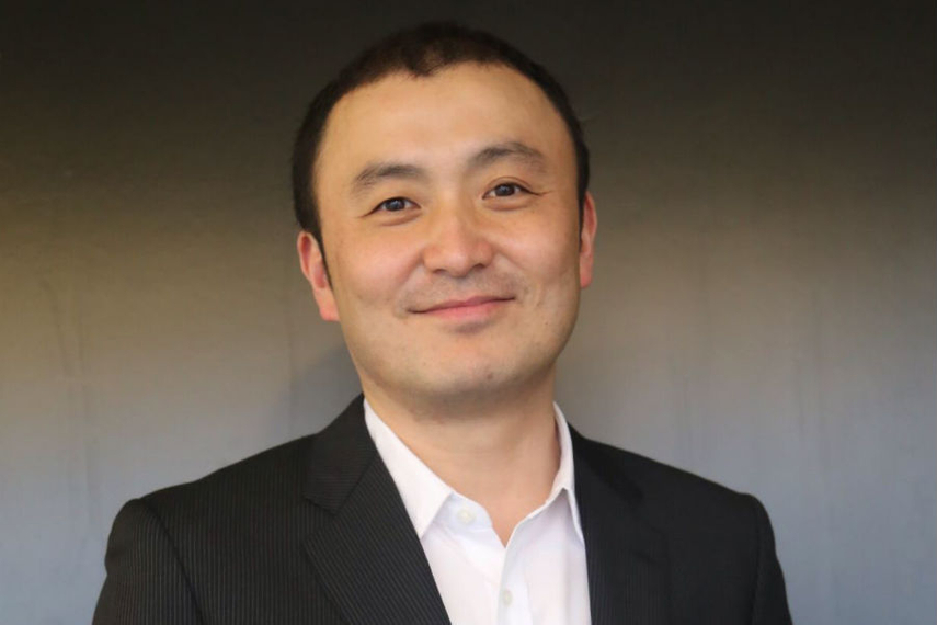 森浩昭氏